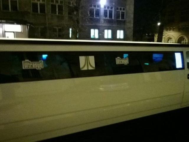 »party limousine«