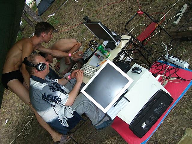 Party pictures from DiHalt 2010 OpenAir